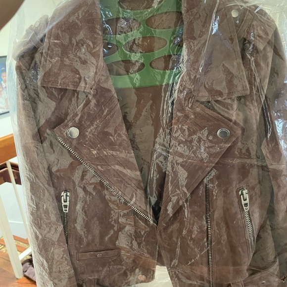 BLANKNYC Suede Moto Jacket - Picture 4 of 7